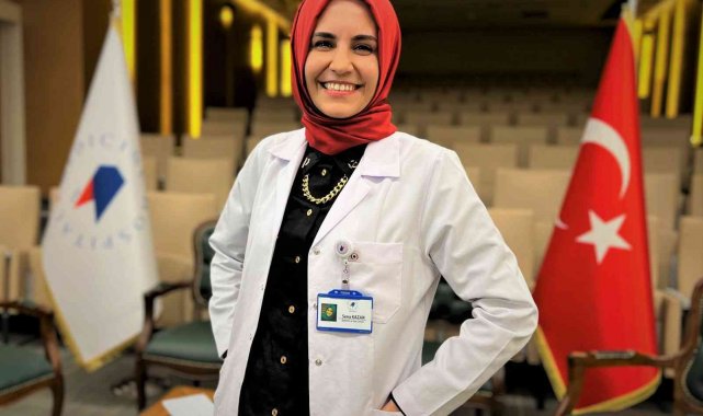 &quot;İftar ile sahur arasında 2,5 litre su içilmeli&quot;