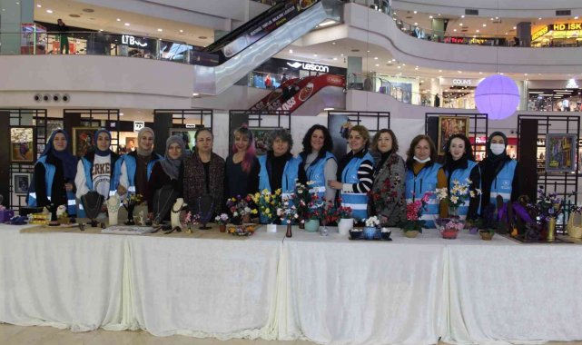 &quot;Kadının Ellerinden&quot; Sergisi