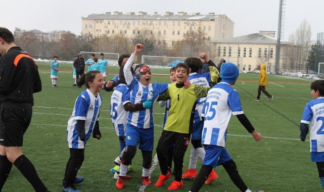 "Mahallede Maç Var" projesi başladı