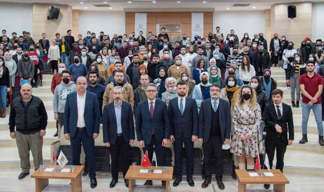 Rektör Aksoy: &quot;Selçuk Üniversitesinde öğrenci olmak ayrıcalıktır&quot;