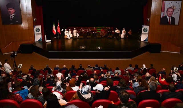 Rektör Çakmak, Nevruz Bayramı kapsamında düzenlenen etkinliğe katıldı