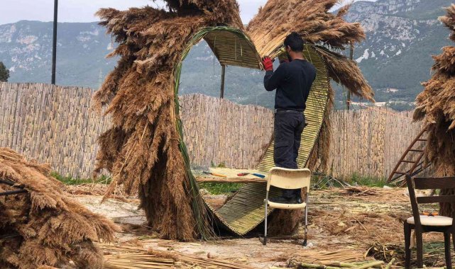 Romanlar turizm sezonu hazırlıklarına başladı