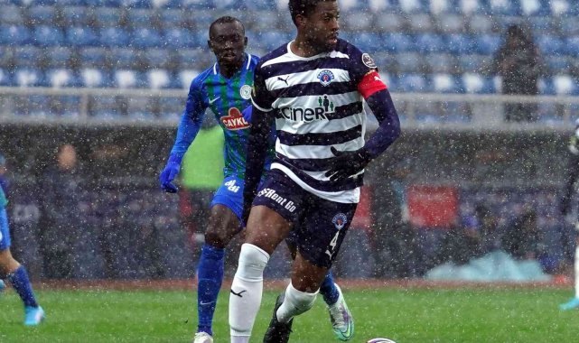 Ryan Donk, Kasımpaşa forması ile 100. maçına çıktı