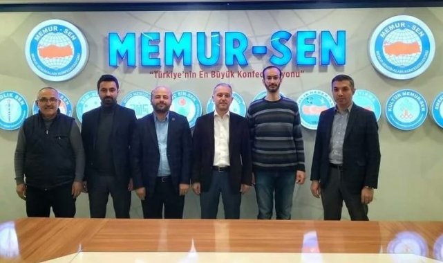 Sağlık çalışanlarının taleplerini dinledi