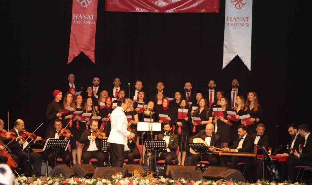 Sağlıkçılardan oluşan koro mest etti