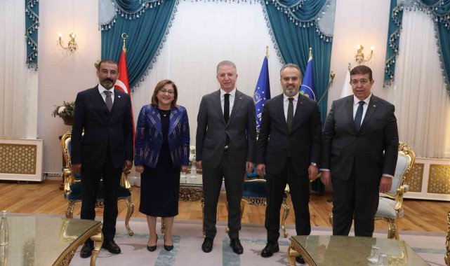 Şahin Bursa&#039;da incelemelerde bulundu