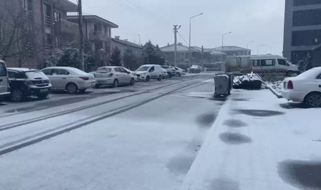 Sakarya'da kar yağışı başladı