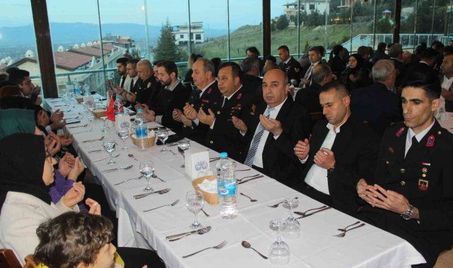 Salihli Jandarma şehit ailelerini unutmadı