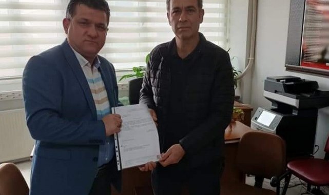 Salihli'de yeni başkanlar mazbatasını aldı