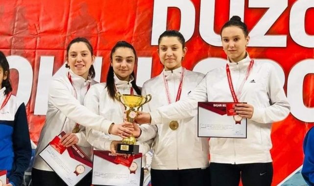 Şampiyon sporcular sevinçlerini Kaymakam Yıldırım ile paylaştı