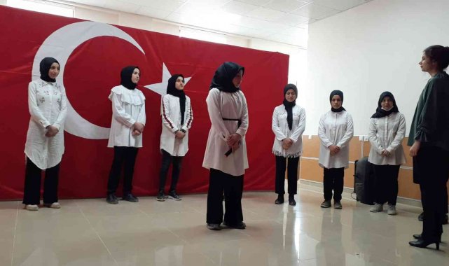 Samsat'ta İstiklal Marşı'nın kabulünün 101. yılı kutlandı