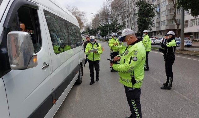 Samsun'da 25 servis aracı trafikten men edildi