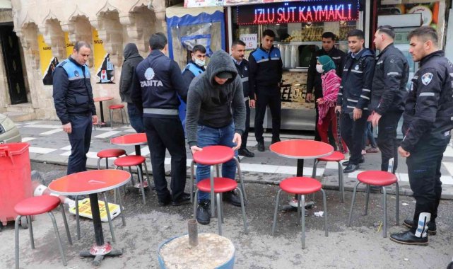 Şanlıurfa&#039;da kaldırım işgali denetimi