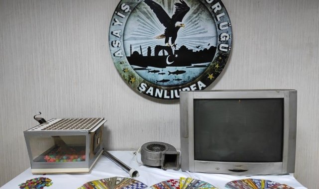 Şanlıurfa&#039;da kumar oynayan 36 kişiye 65 bin 484 lira para cezası