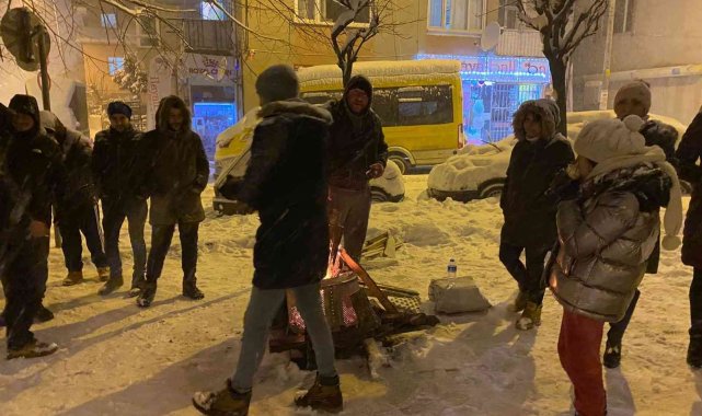 Sarıyer'de kar yağışı şiddetini artırdı