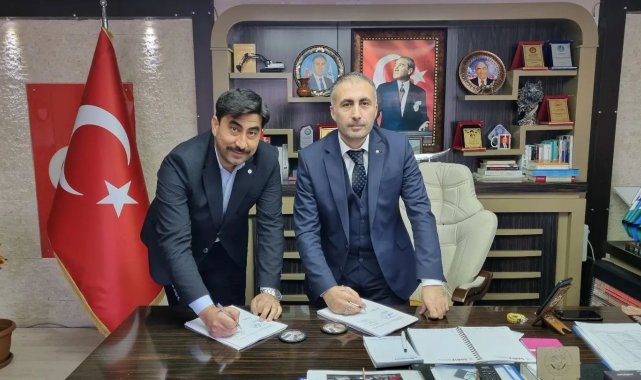 Sarız Belediyesi'nde imzalar atıldı