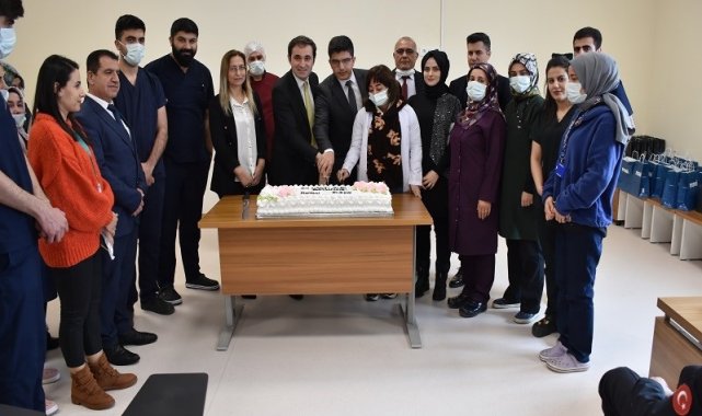 Sason Devlet Hastanesinde 14 Mart Tıp Bayramı pasta ile kutlandı