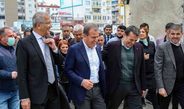 Seçer, Tarhan ve Özyiğit, Mezitli&#039;de vatandaşlarla buluştu