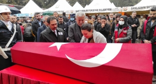 Şehit Ateşi Yürekleri Yaktı