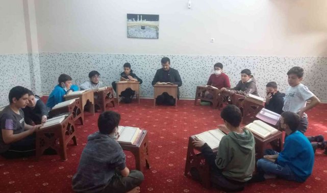 Şehit Savcı Mehmet Selim Kiraz, dualarla anıldı