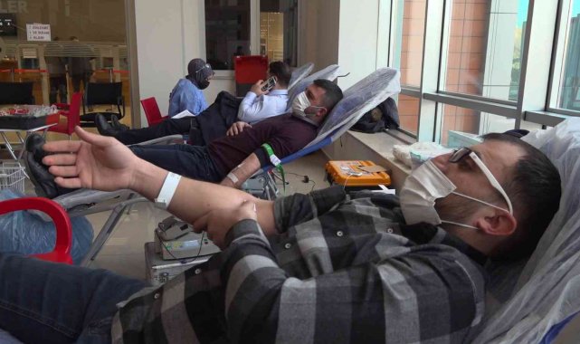 Selçuklu Belediyesi personelinden kan bağışına destek