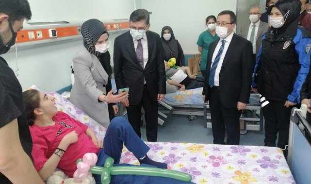 Serebral Palsi hastası kardeşlere moral