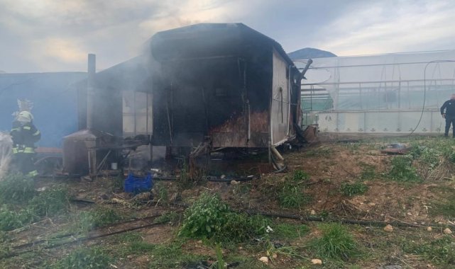 Seydikemer'de ahşap barakada çıkan yangında bir çocuk öldü