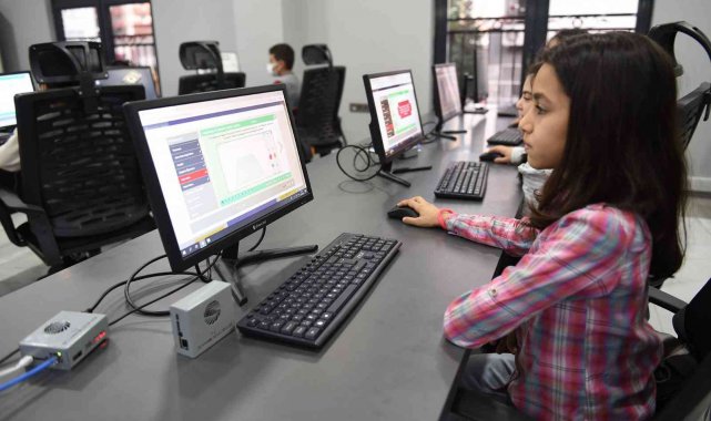 Seyhan Belediyesi kendi bilgisayarını üretti
