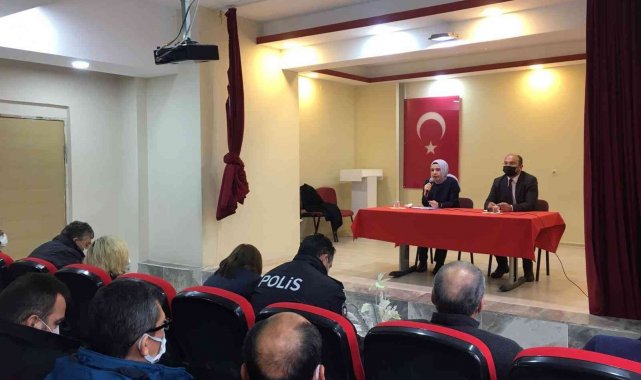 Seyitgazi&#039;de muhtarlar toplantısı