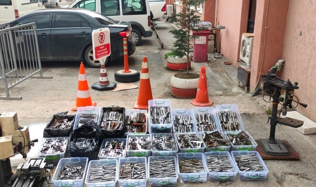 Silah kaçakçılığı operasyonunda yakalanan 24 şüpheli adliye sevk edildi