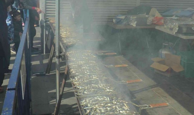 Şile&#039;de 1. Hamsi ve Kültür Festivali&#039;nde renkli görüntüler yaşandı