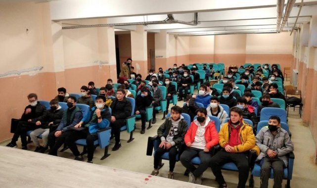 Simav'da 'Bağımlılıkla mücadele' kursu