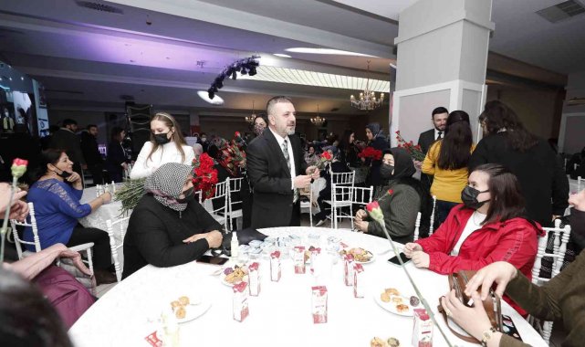 Sincanlı kadınlar Kadınlar Günü'nü kutladı