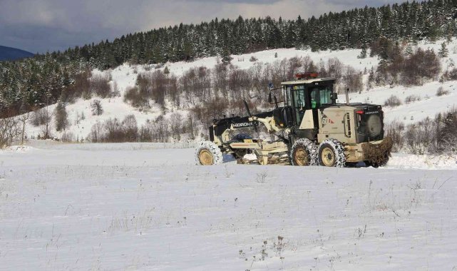 Sinop'ta kar nedeniyle ilk günden 132 köy yolu kapandı