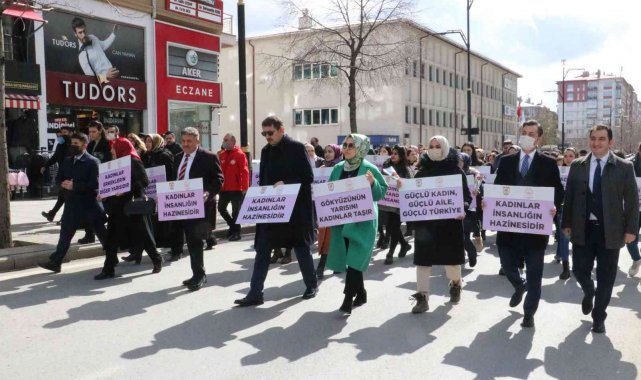 Sivas'ta kadınlar için yürüdüler
