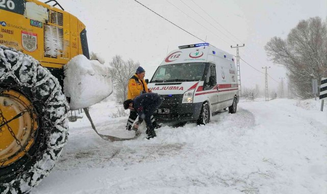 Sivas'ta kapalı köy yolu sayısı 446 oldu