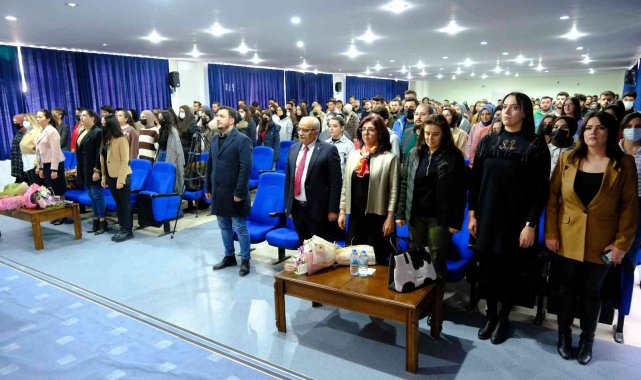 Sivas'ta "İş Hayatında Cinsiyet Eşitsizliği" paneli