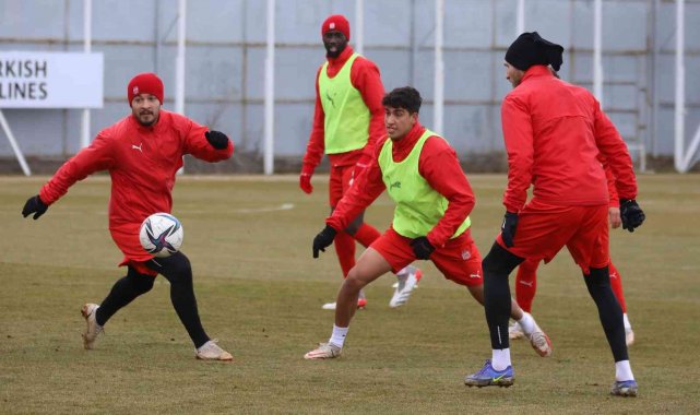 Sivasspor, Adana maçına hazırlanıyor