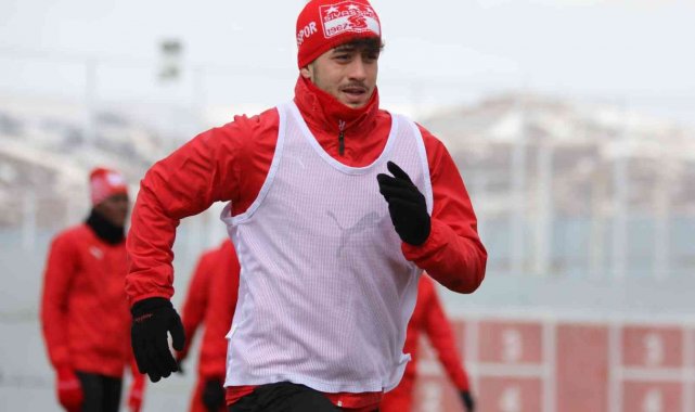 Sivasspor'da Kerem Atakan'a milli davet