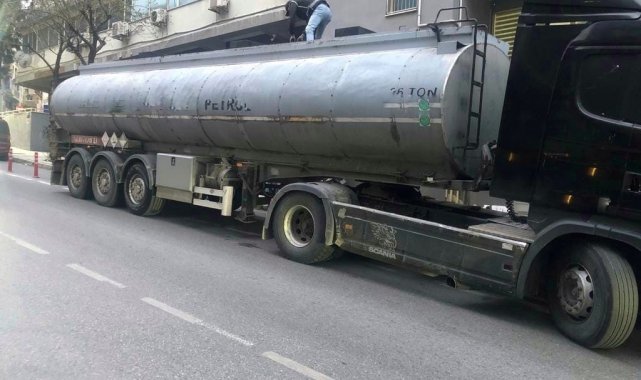 Sokak ortasındaki tankerde 26 ton kaçak akaryakıt ele geçirildi