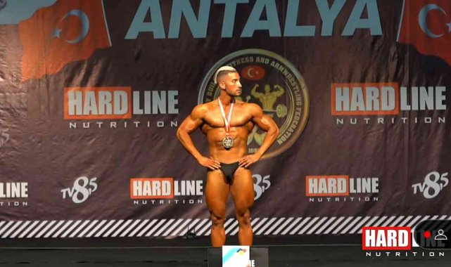 Söke&#039;nin Vücut Geliştirme dalında ilk Türkiye Şampiyonu Alper Eğrikanat oldu