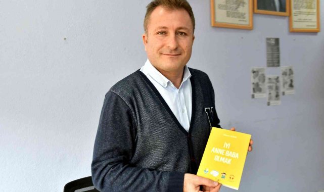 Sökeli Pedegog Eğitimci Kaya, 'İyi anne-baba' olabilmenin şartlarını kaleme aldı