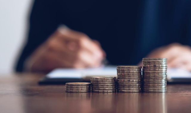 Sosyal Medyada Gündem #AsgariUcretArtacakMı oldu. Bakan açıklama yaptı. Asgari Ücret Artacak mı ?