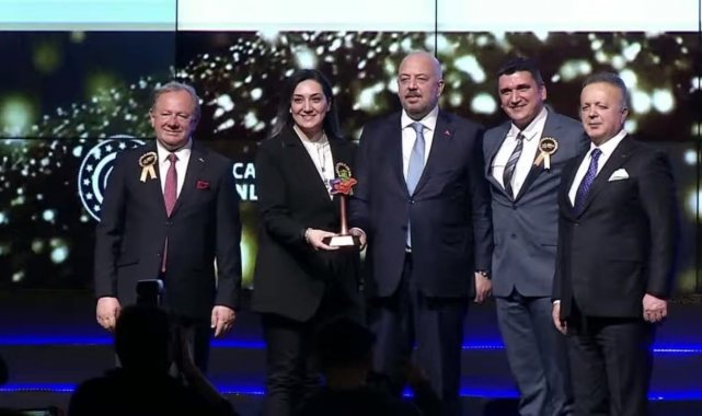 Standard Profil&#039;e ihracatın yıldızı ödülü