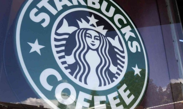 Starbucks ve Mcdonald's Rusya'daki faaliyetlerini askıya aldı