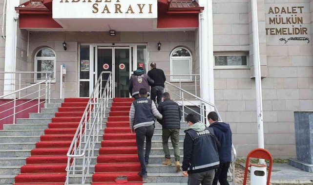 Suç makinaları uyuşturucu ile yakalandı