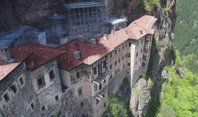 Sümela'da restorasyon çalışmalarında sona gelindi, ziyarete açılış için gün sayıyor