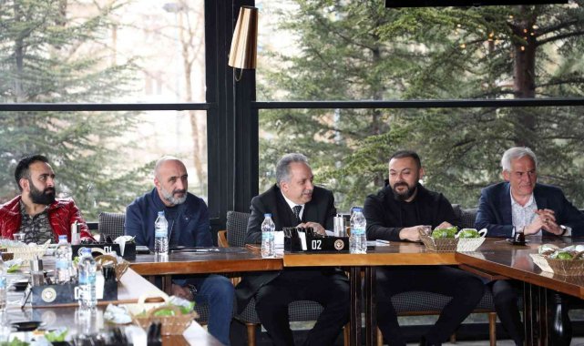 Talas&#039;ta &#039;esnaf buluşmaları&#039; yüz güldürüyor