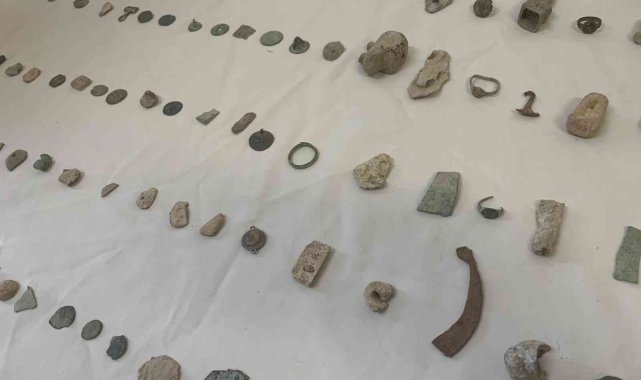 Tarihi eserleri sosyal medyadan satmak isterken yakalandılar