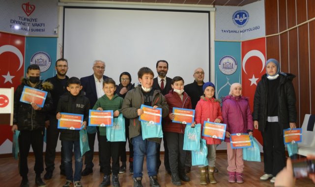 Tavşanlı&#039;da &#039;Haydi çocuklar camiye&#039; projesinin öğrencileri ödüllendirildi